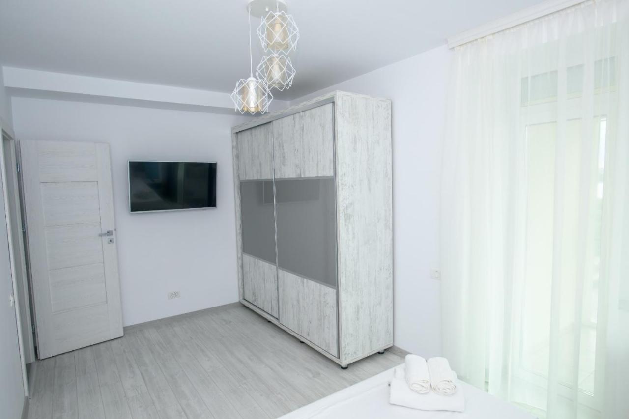 C&Y Marco Apartments Мамая Экстерьер фото